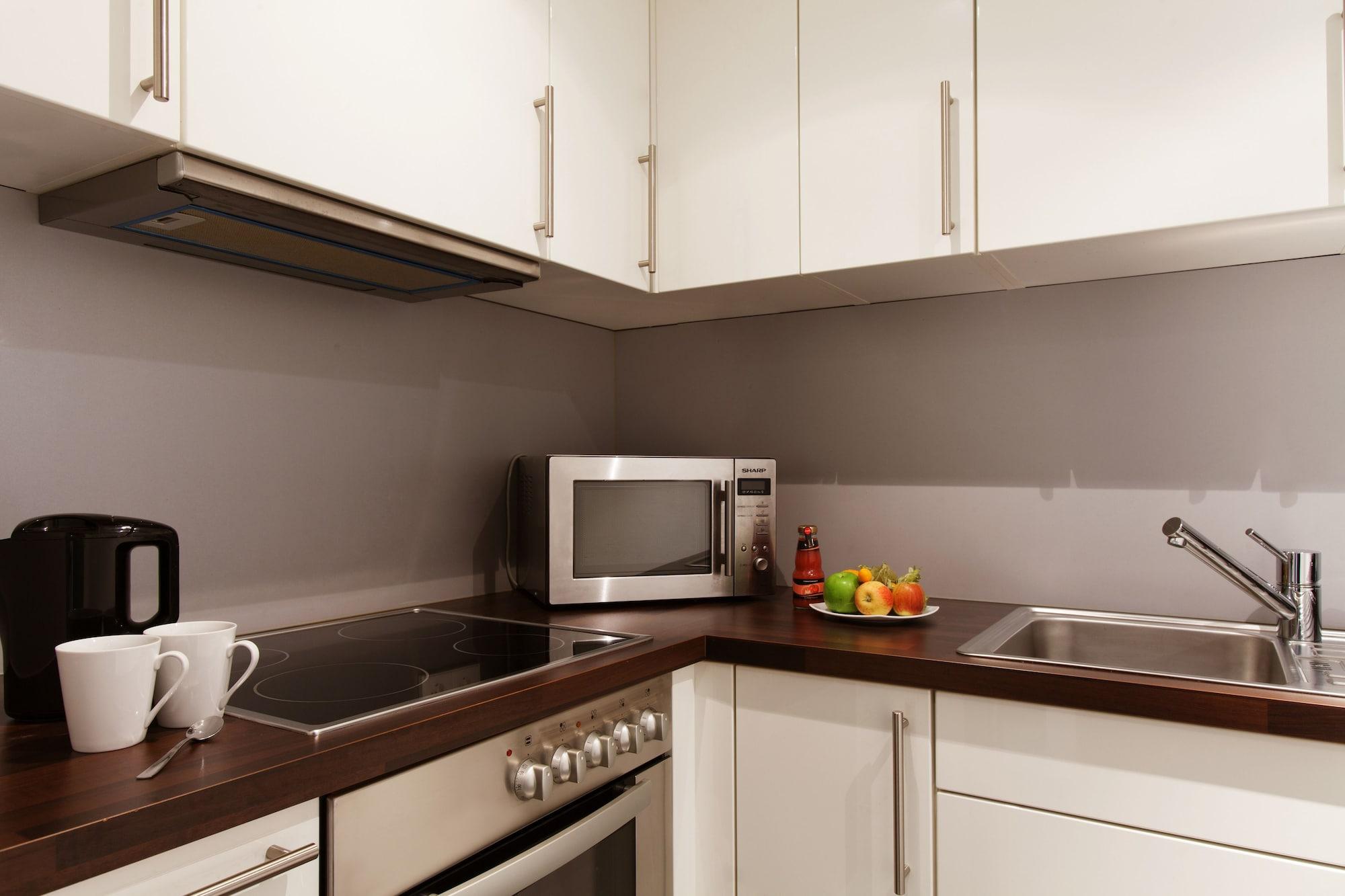 Vienna House Easy By Wyndham Stuttgart Hotel Екстериор снимка