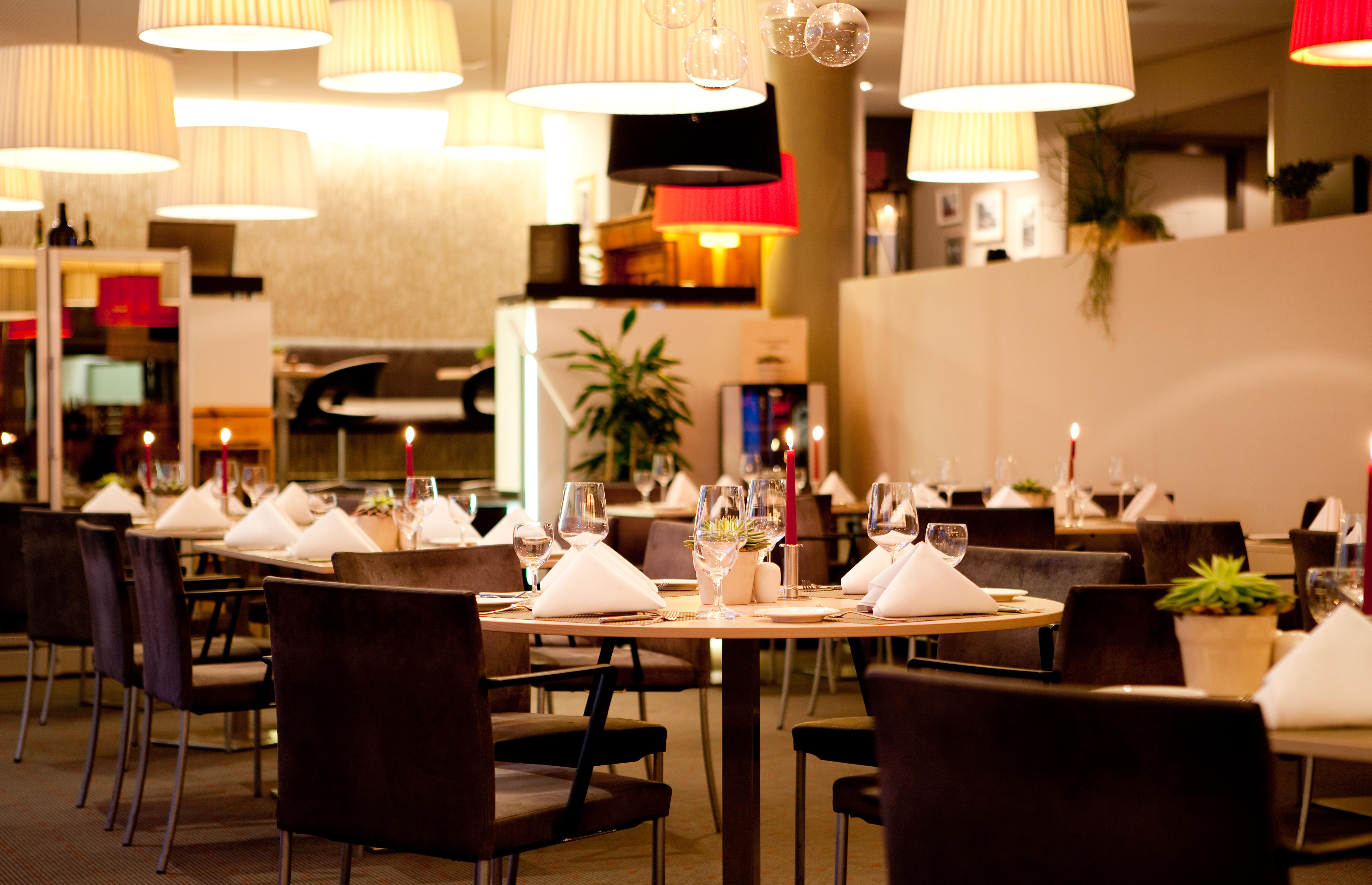Vienna House Easy By Wyndham Stuttgart Hotel Екстериор снимка
