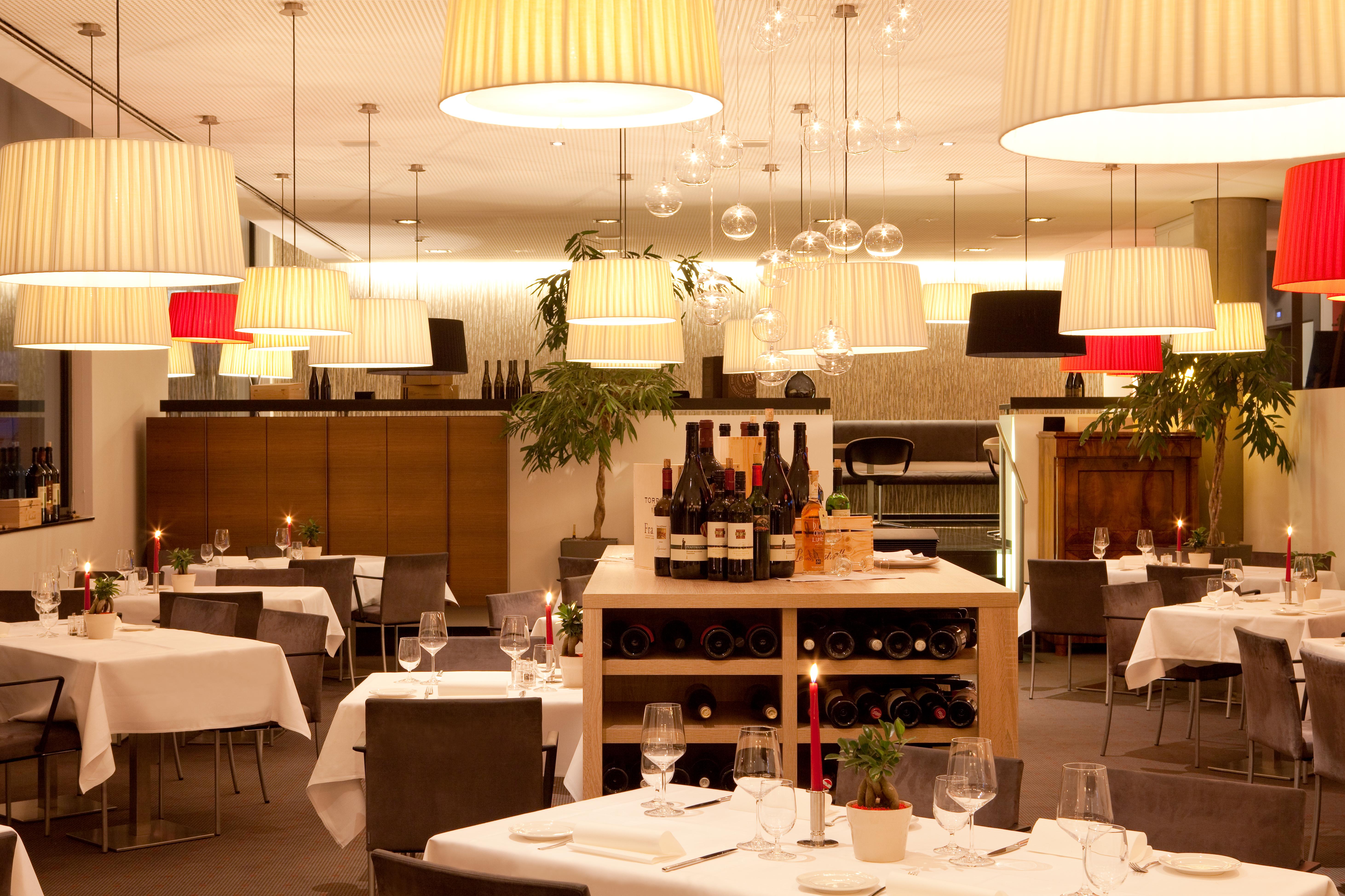 Vienna House Easy By Wyndham Stuttgart Hotel Екстериор снимка