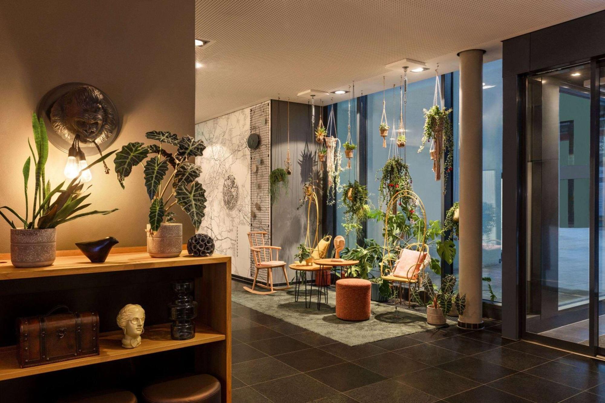 Vienna House Easy By Wyndham Stuttgart Hotel Екстериор снимка
